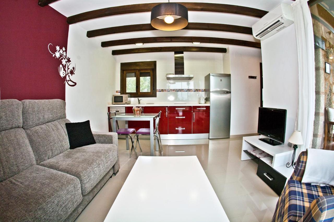Apartamentos El Roble Valverde de la Vera Extérieur photo