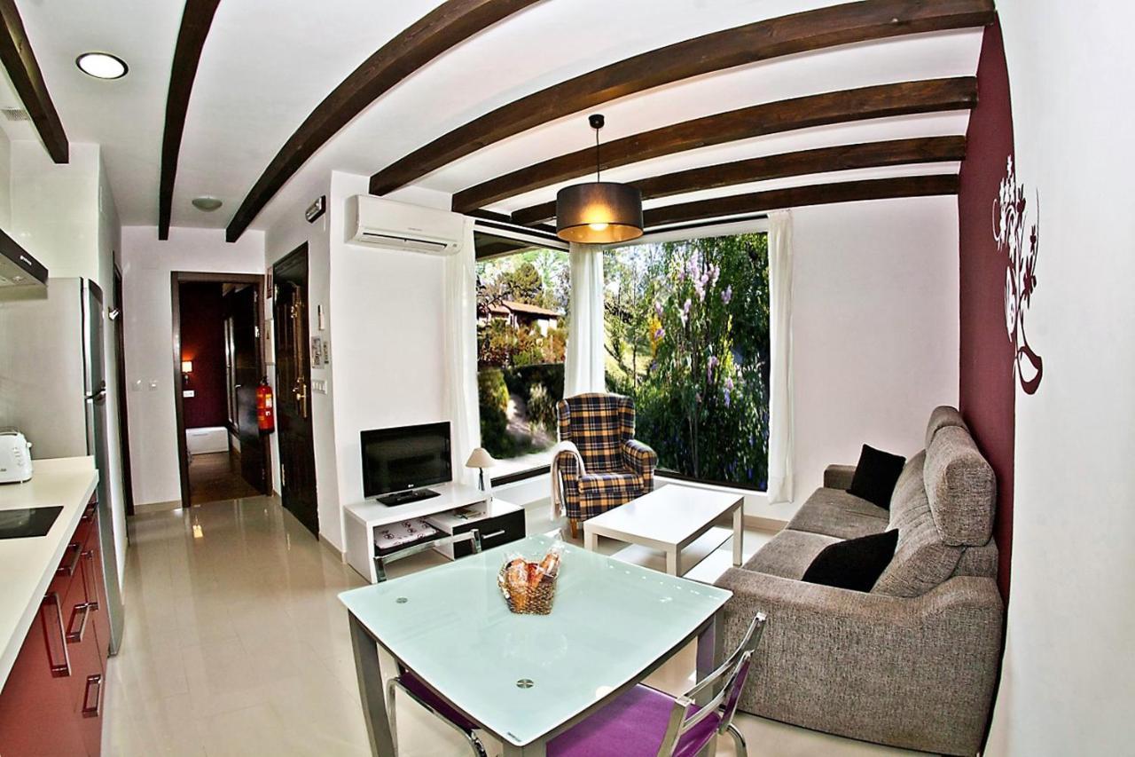 Apartamentos El Roble Valverde de la Vera Extérieur photo